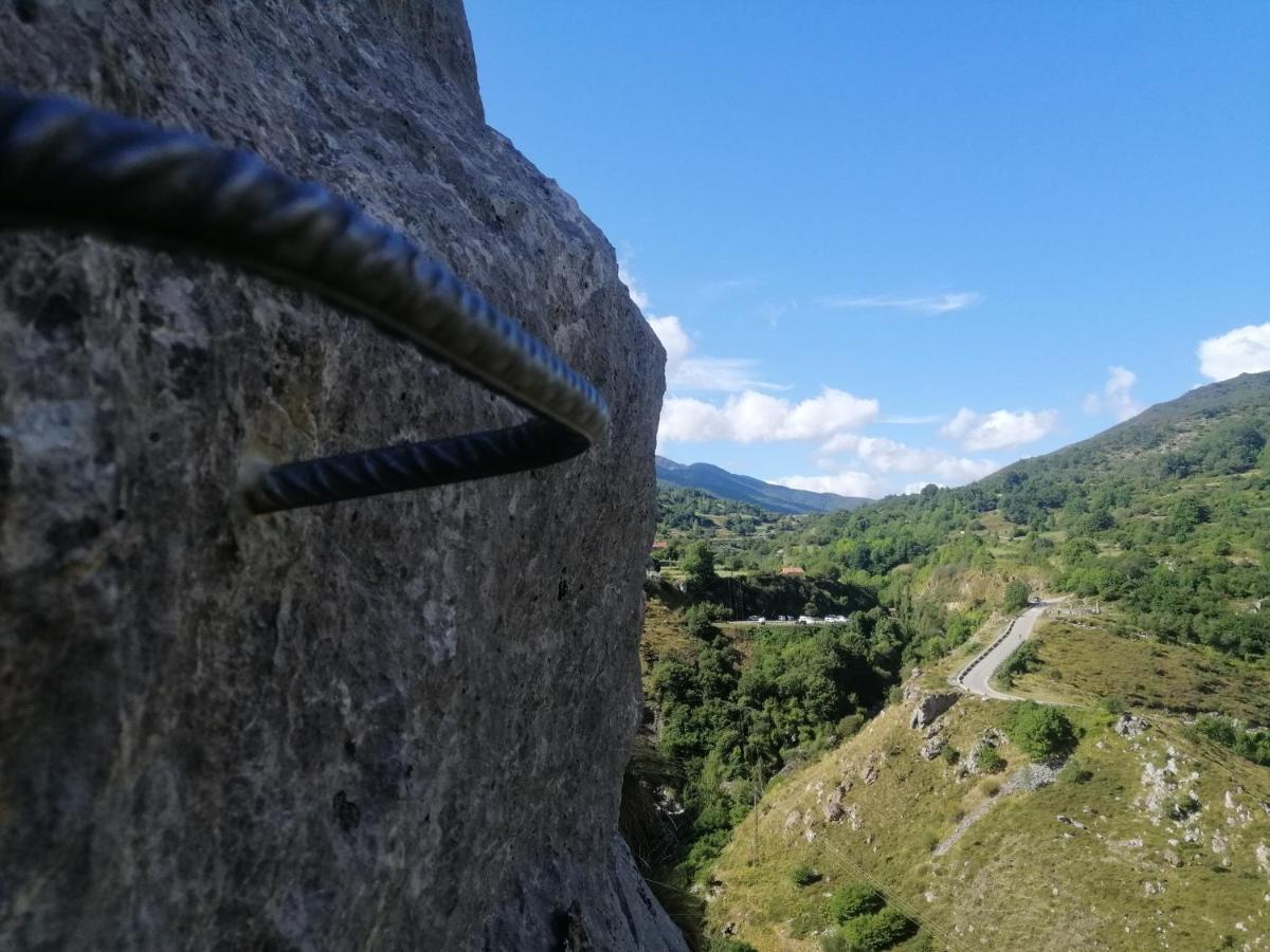 波萨达德瓦尔德翁La Balconada De Valdeon别墅 外观 照片