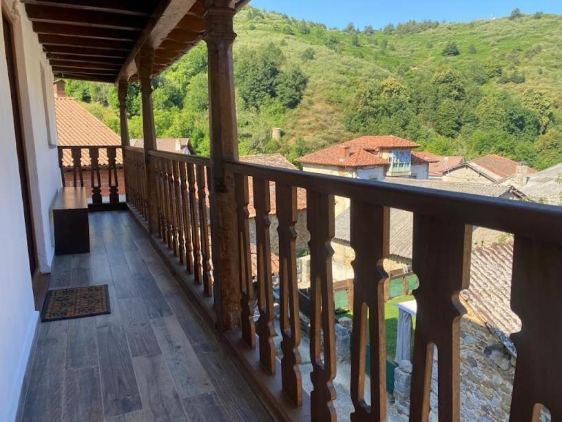 波萨达德瓦尔德翁La Balconada De Valdeon别墅 外观 照片